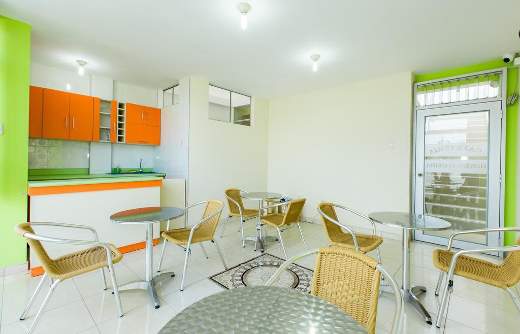 Hostal Florida 치클라요 외부 사진